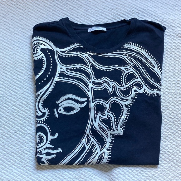 Versace shirt 👕